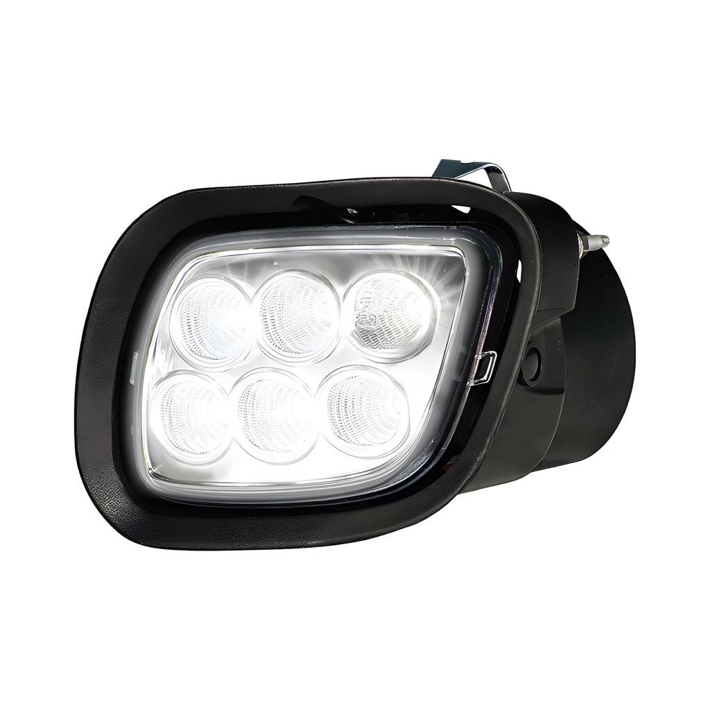 faro_auxiliar_freightliner_cascadia_p3_led_l_564.46090_fl46090_frontal_encendida