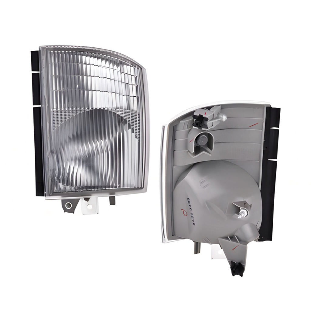 Cuarto Punta Freightliner 360 10-17 S/Foco R